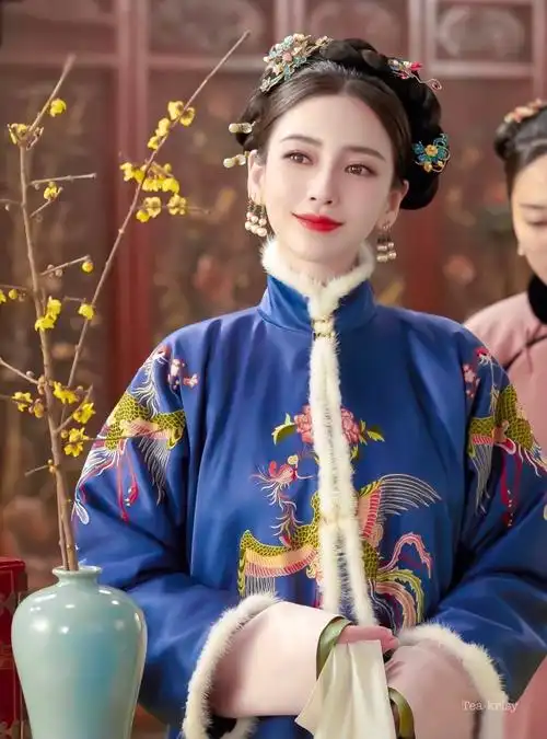 清装典雅,唐装娇俏,对古装的适配度真的很高啊