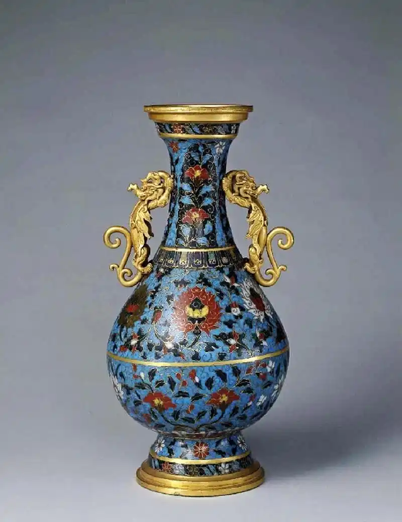 文物# 这是一组故宫博物院收藏的掐丝珐琅器物.