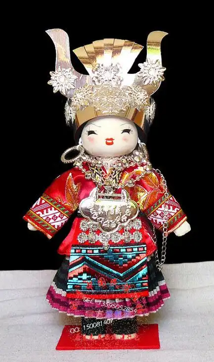 晓青工艺27cm苗族盛装娃娃贵州高档特色手工艺品木偶