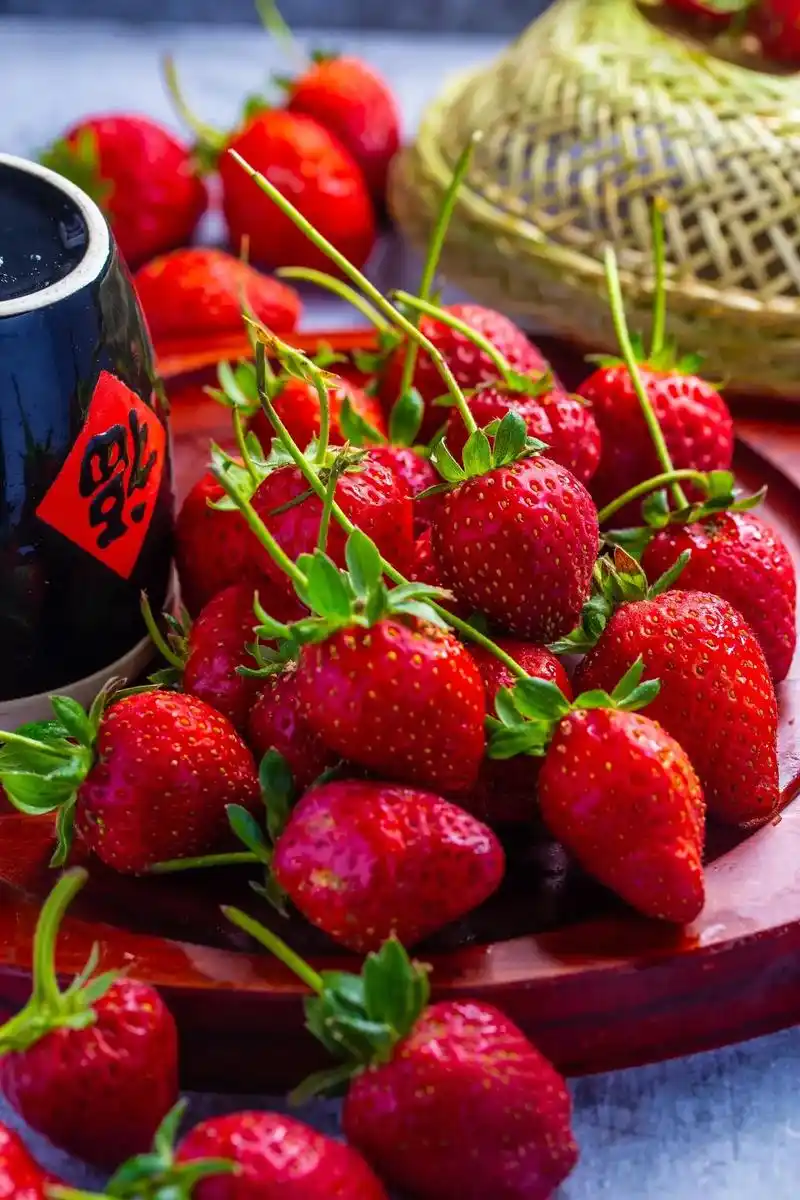 草莓.#产品摄影 #美食摄影 #草莓 #水果# - 抖音