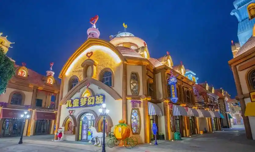 据介绍,恒大旅游集团所有项目均采用恒大旗下金碧物业,国家一级资质