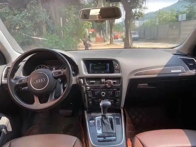 老款的奥迪q5真的霸气得一批让人很喜爱