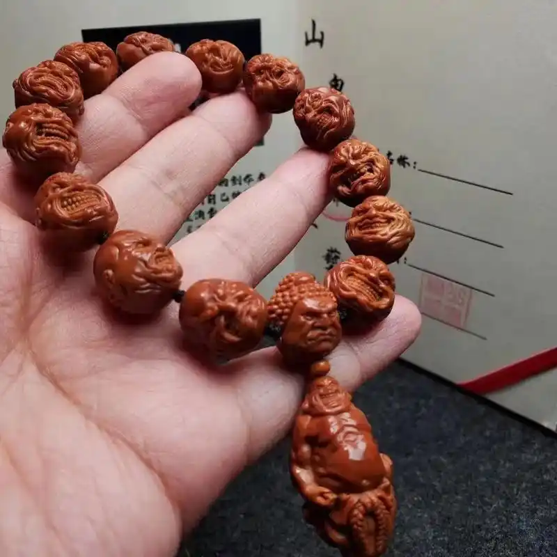 匠心制作 #橄榄核雕纯手工 #文玩爱好者 #万物皆可盘 - 抖音