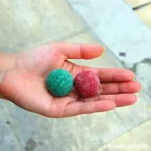 90年代红绿冒烟霹雳球户外回忆怀旧噼啪石头80后玩具球童打火石