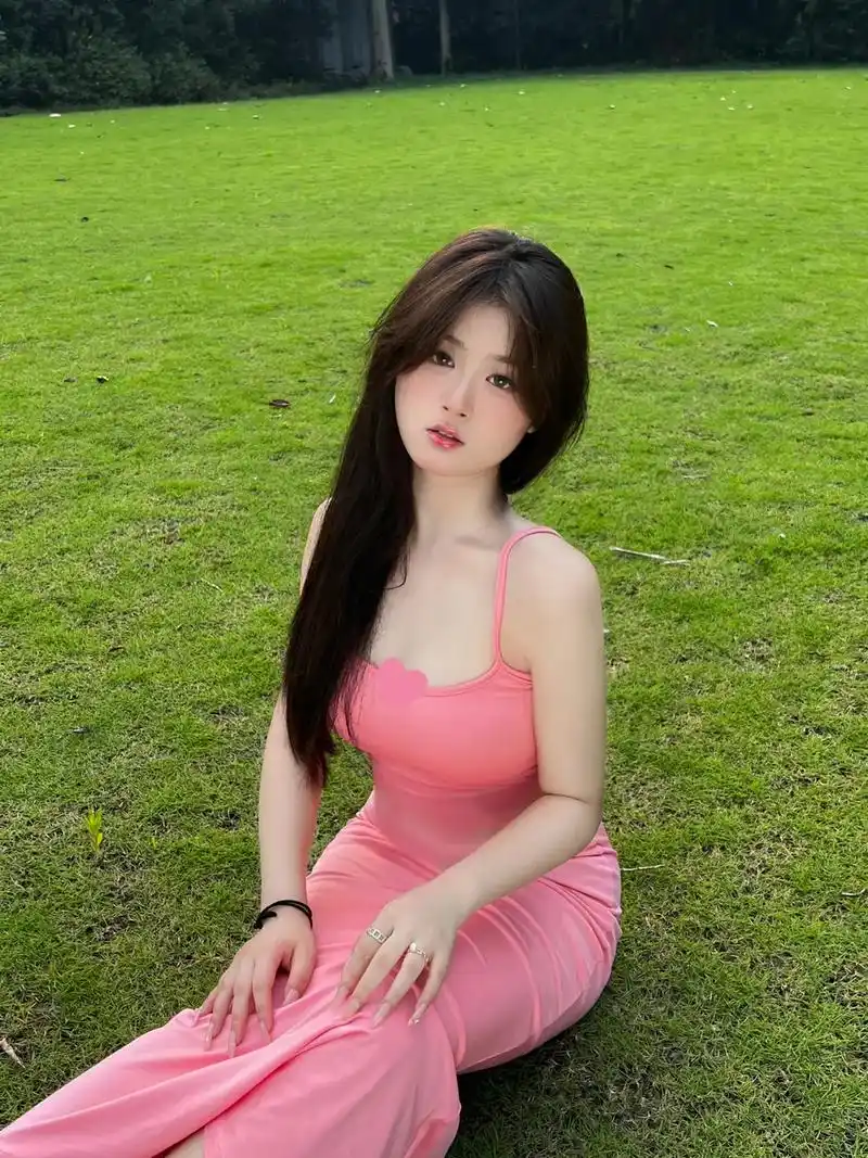 时间淘汰的永远是不坚定的东西#分享照片 #微胖女孩 #原相机 - 抖音