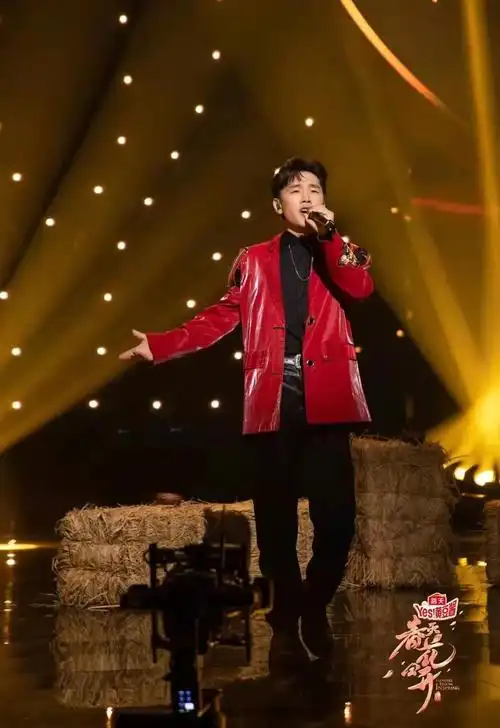 星河闪耀民歌璀璨青年歌手傲日其愣谱写民歌守望