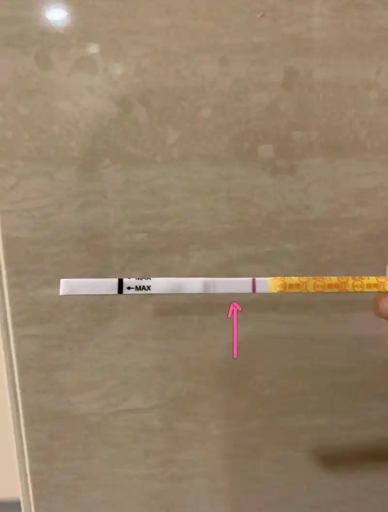 试管冻胚移植 第6天凌晨4点测到了 这几天每天凌晨起夜上厕所,今天4点