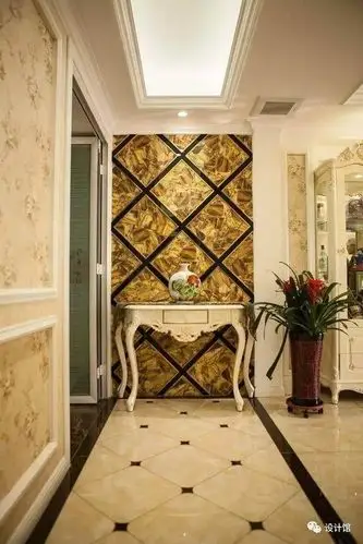 大家说说开门就是一面墙应该怎么装修好呢?原来玄关的墙面还能这样装!