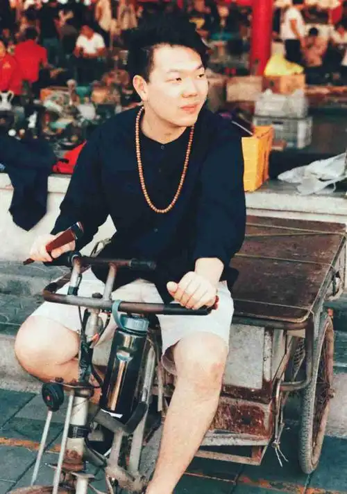 北京说相声的"假日本人"西田聪: 笑对人生 向两国传递正能量