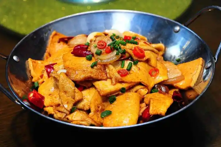 干锅千页豆腐怎么做(干锅千页豆腐如何做)