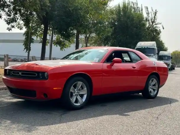 23款道奇挑战者美式肌肉跑车3.6l让利价格30余万起