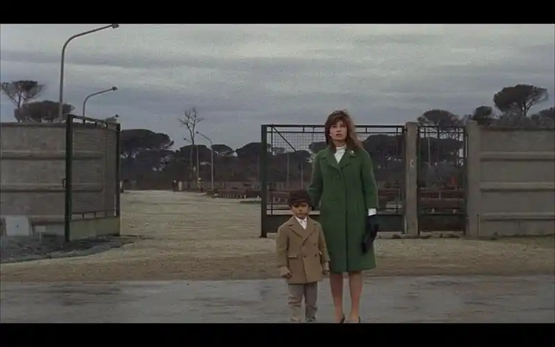 红色沙漠 il deserto rosso (1964)