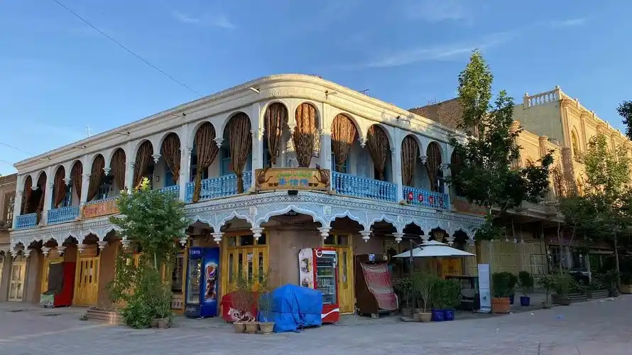 喀什地区 喀什噶尔古城 早步一加8 广角镜头