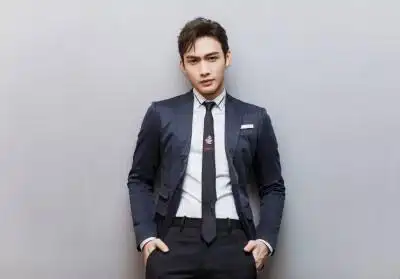 张彬彬经纪人直接经纪