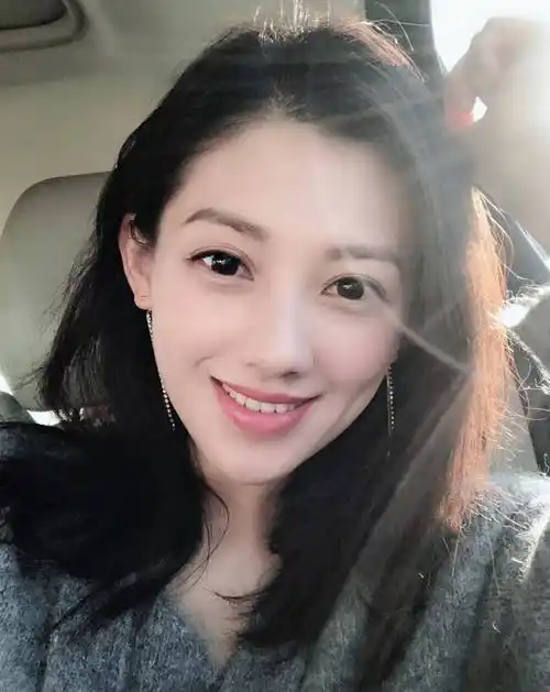 马藜到底什么来头?相貌平平,却总演央视大剧,还能搭档李幼斌!