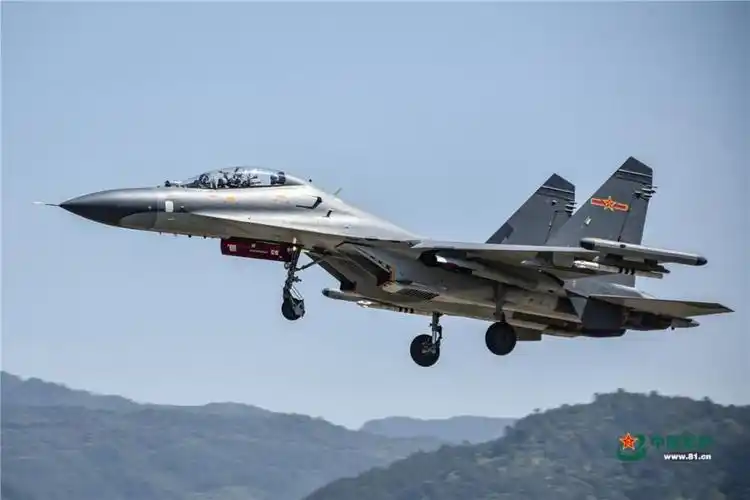 东部战区空军航空兵某旅这样练攻防