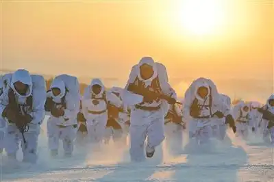 军报头版介绍特种部队"血狼":担负高寒地区特种作战任务