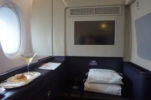 南航cz3099 can-pek a380-800 头等舱体验