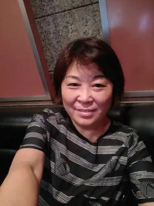 61岁离异女征婚照片(id:2740319)_上海上海征婚交友_我主良缘网