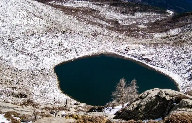 秦岭十峰 | 太白小北南穿越问鼎拔仙台在海拔3000米以上有4个高山湖泊