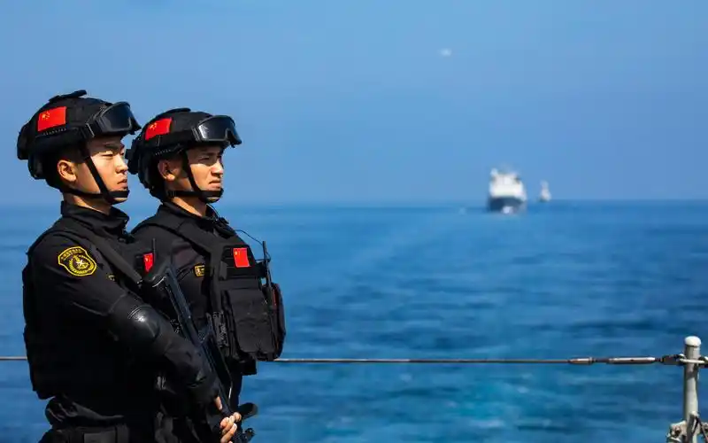 中国海军第42批护航编队完成任务返回青岛