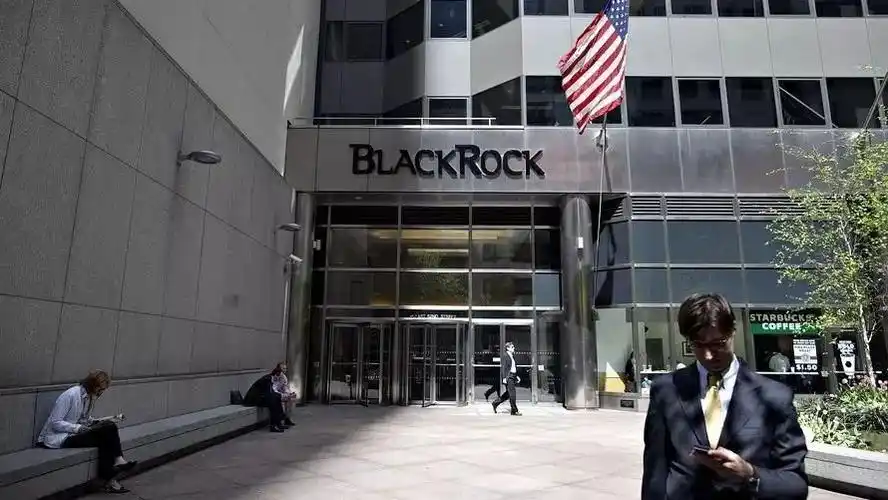 黑石的聪明和潘石屹的决绝告别