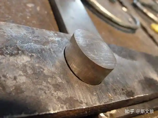 如何在刀具上进行塞焊