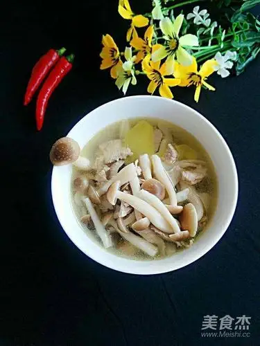 蟹味菇瘦肉汤