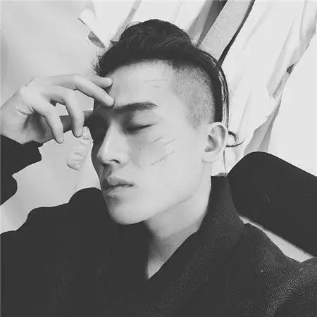 鹿晗井柏然欧豪吴亦凡深扒流量小生电影潜力值