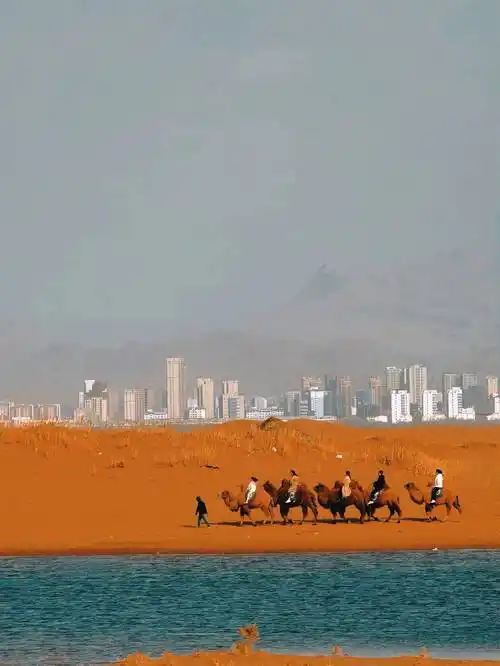 位于内蒙古自治区西部的乌海湖,便是