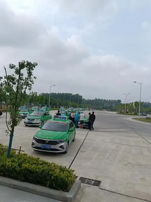 近日,寿县市场监管局联合县交通局和淮南市计量所对全县220台出租汽车