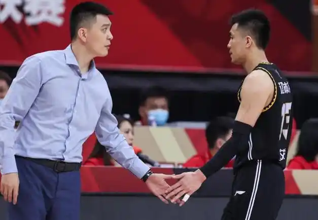 辽宁男篮好消息郭艾伦即将归来阵容强大杨鸣再度带队冲冠