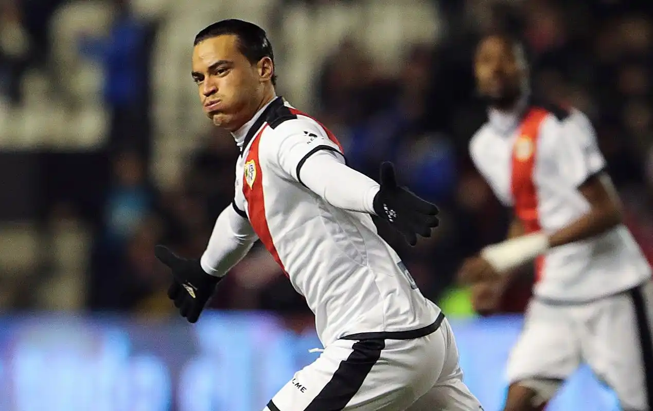 足球——西甲联赛:巴列卡诺胜塞尔塔