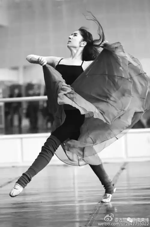 古丽米娜的50个最美瞬间每一根睫毛都惊艳