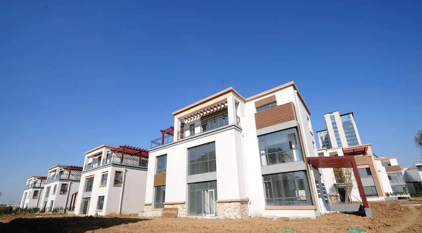 仿石漆工厂-涂百年.大连仓库外墙水包砂涂料,代理要多少钱   - 抖音