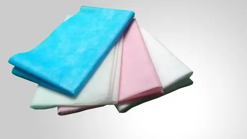 长垣顺环淋膜复合无纺布厂