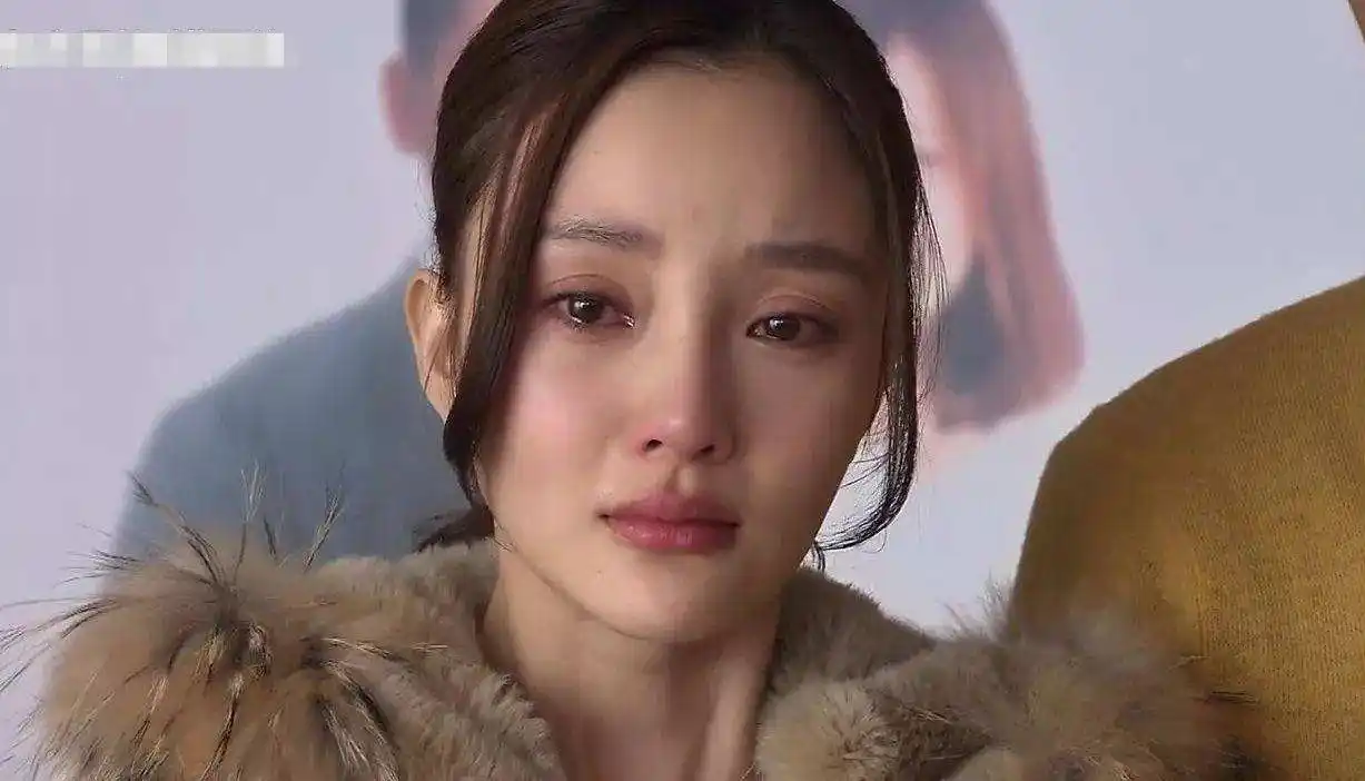 李小璐事件再次升级,李小璐妈妈透露贾乃亮的"假面具"!