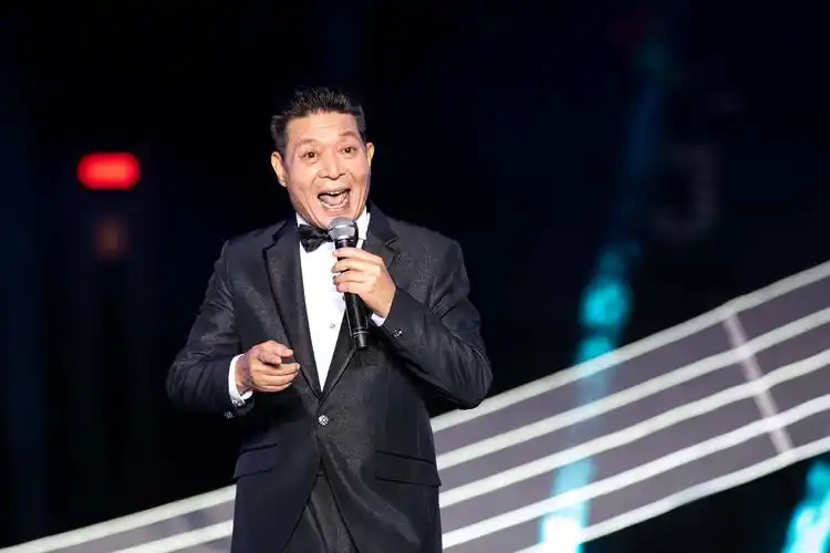 情难舍身在梨园中欧凯明粤剧专场广州塔精彩上演