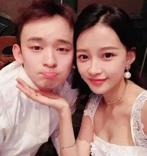 孙怡董子健结婚6年不办婚礼,如今分开也不稀奇,模范夫妻离婚