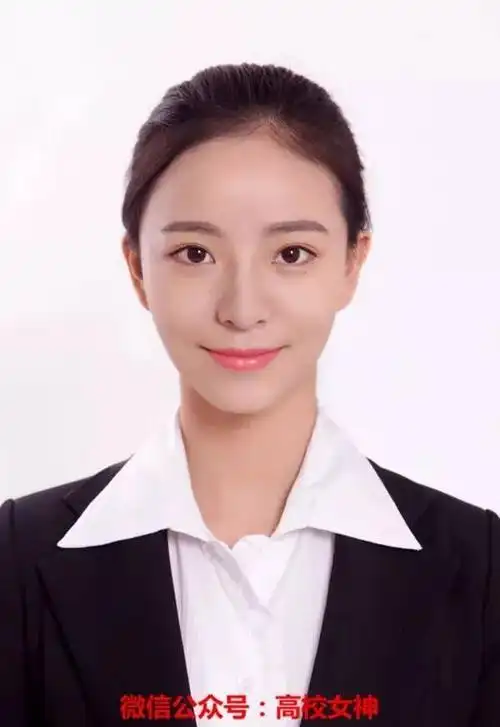 证件照女神来袭广外双胞胎姐妹太有气质了