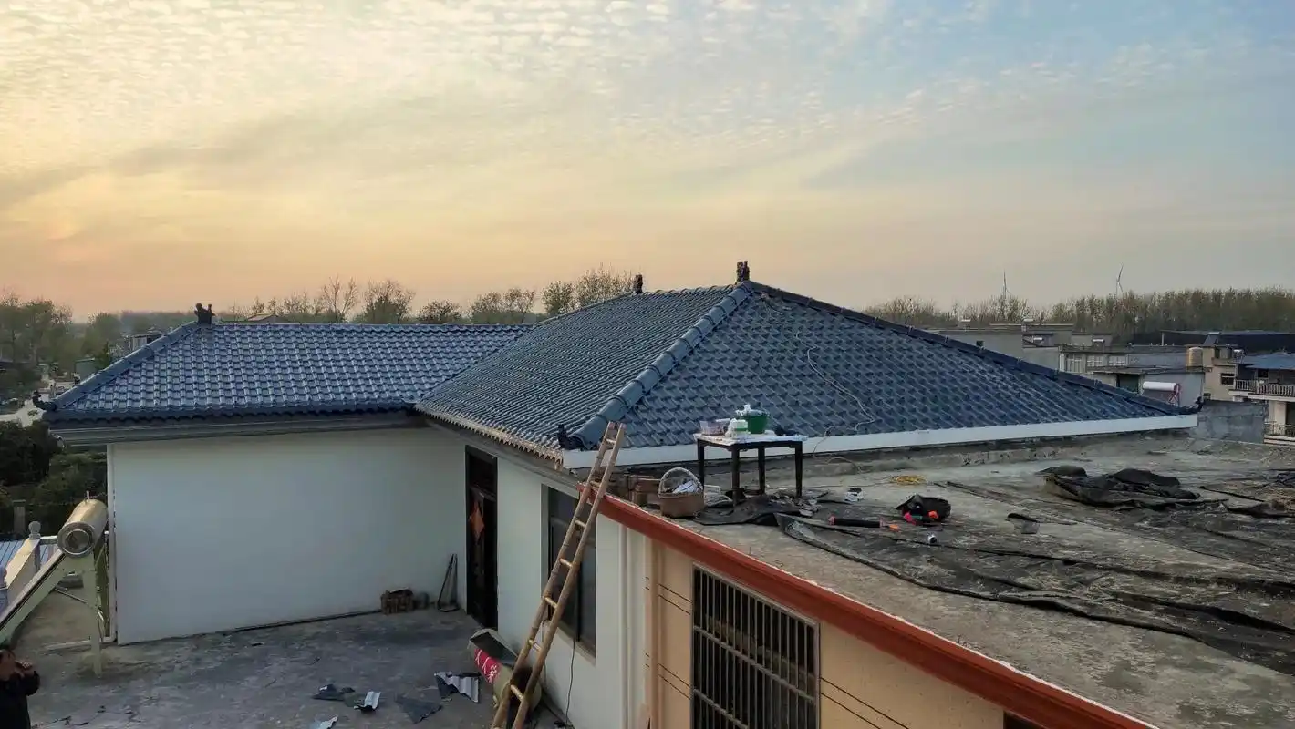 平顶改适树脂瓦别墅屋顶