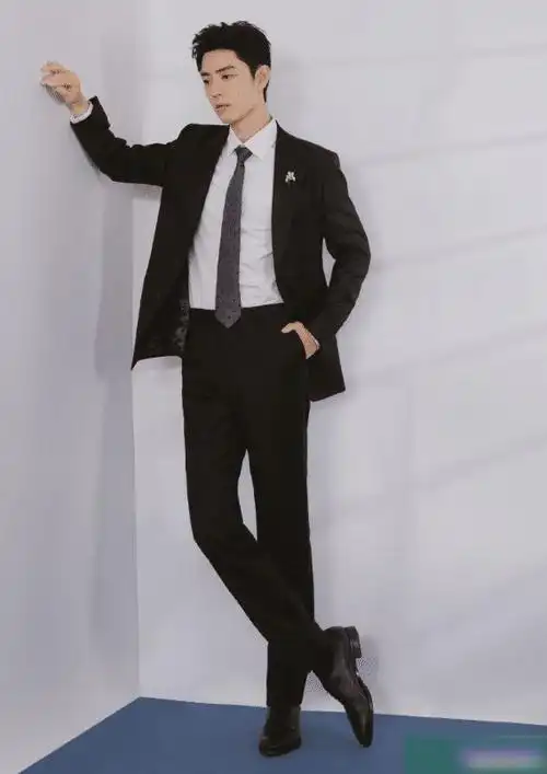 肖战《玉骨遥》剧照被扒,60套戏服如变装秀,公子形象叫人期待