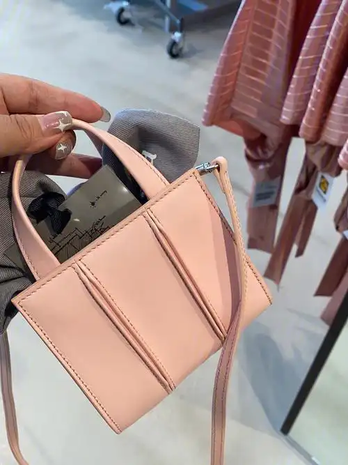 maxmara小舍得同款包包粉嘟嘟真好看