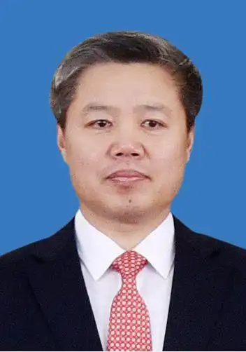 全国人大代表邢台市市长董晓宇建议增加健康中国和国家长期护理险试点