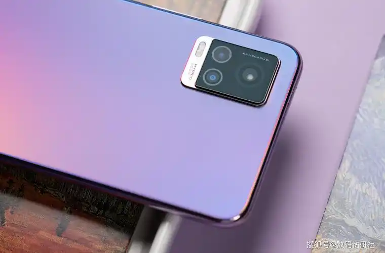 vivo s7前置摄像头拍出4k超清短片,这少数民族特色我爱了_手机搜狐网