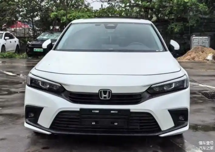 降价都难掩颓势本田思域销量持续下跌最大降幅可达4万