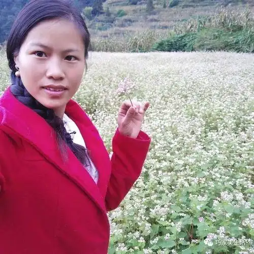 作者简介:王兴艳 女 云南昭通巧家县谈不上文学爱好,也不能文墨留香只