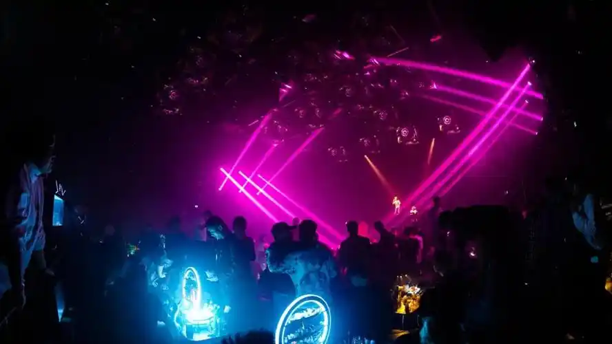 耒阳oh酒吧/open house