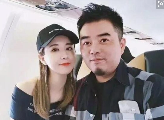 都说薇娅老公不疼她,连个厕所都不给配?