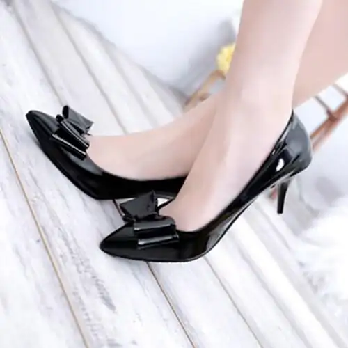 2017春低跟尖头单鞋女细跟3cm浅口百搭漆皮裸色显瘦蝴蝶结高跟鞋